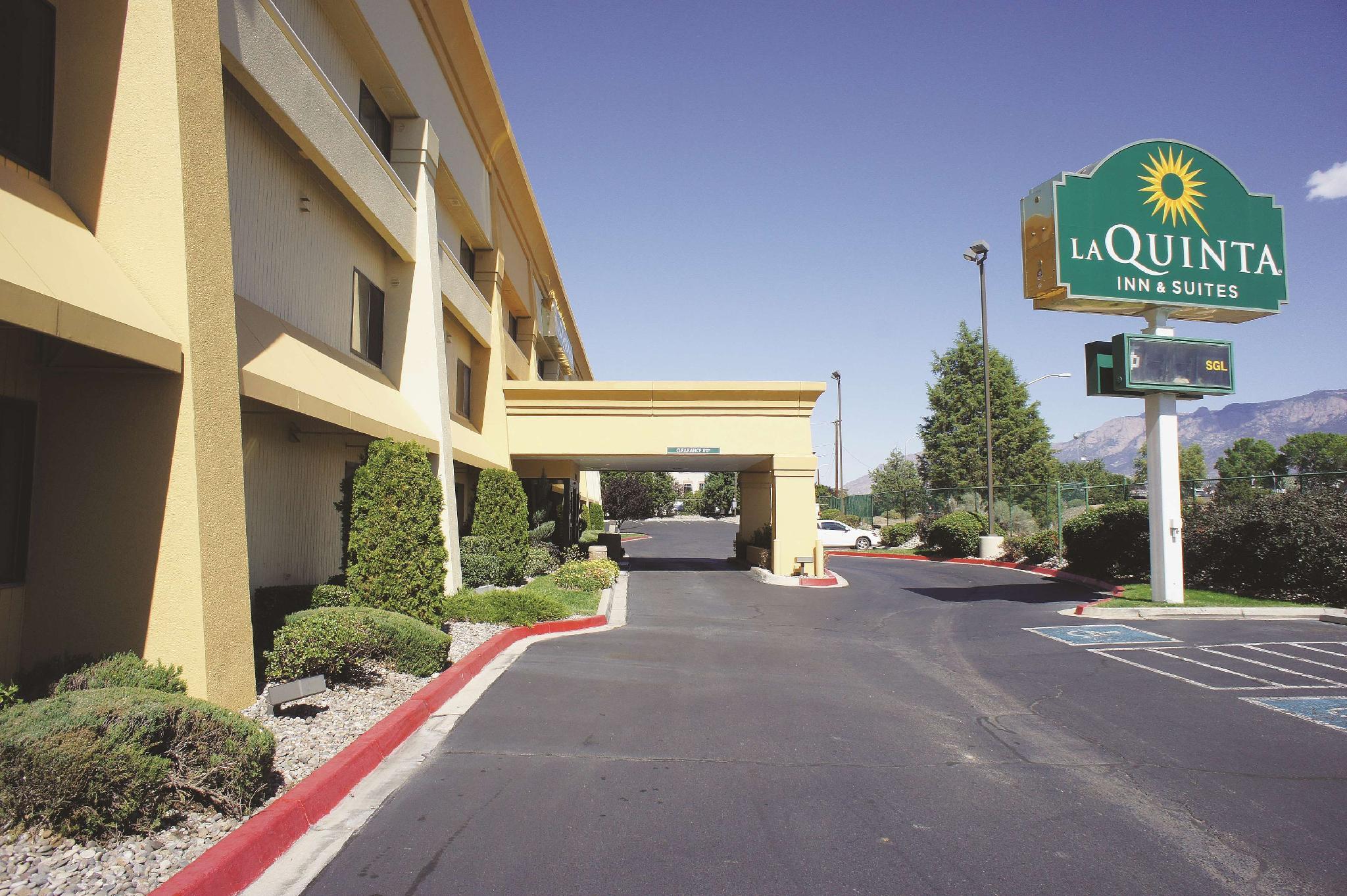 La Quinta By Wyndham Albuquerque Journal Ctr Nw Hotel Exterior foto